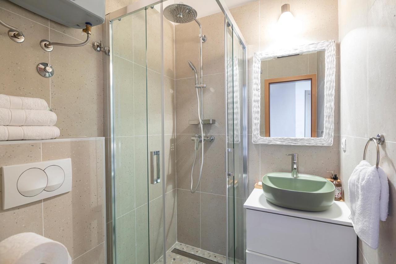 Apartman Luri 苏提万 外观 照片